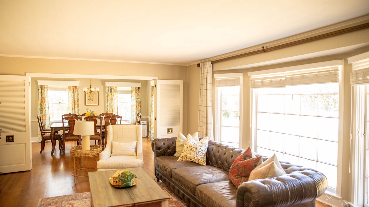 Photo of Livingroom in Laurel