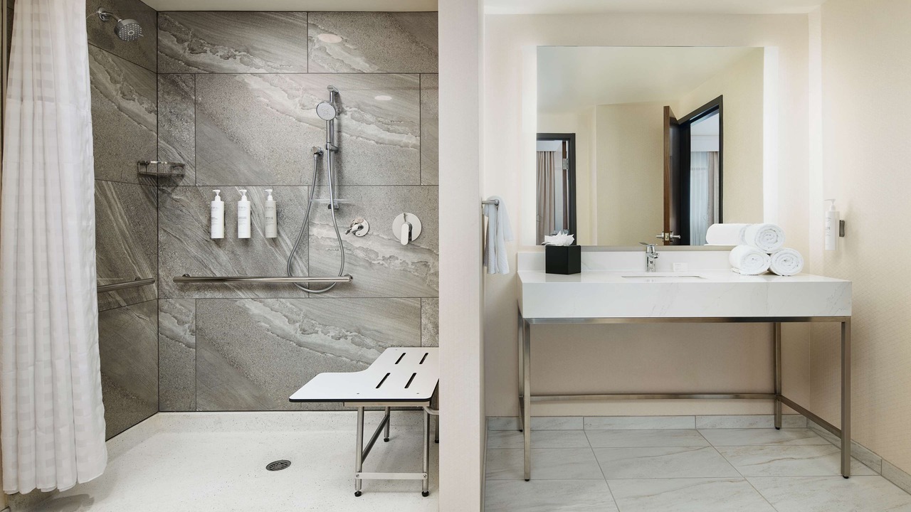 Photo of Bathroom in Church Street