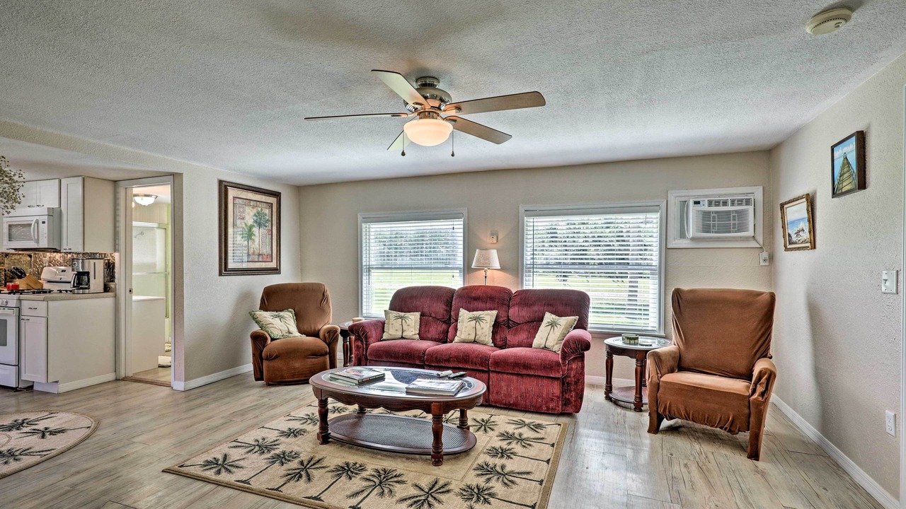 Photo of Livingroom in Crescent City