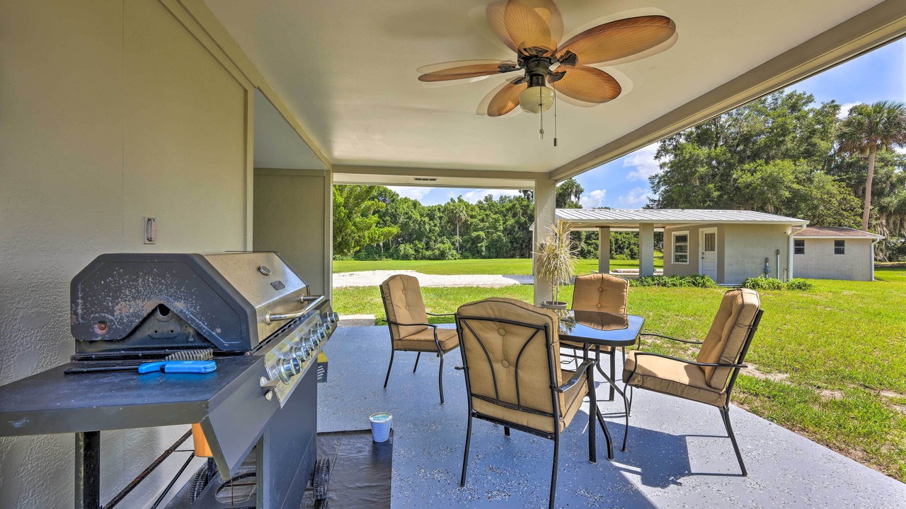 Photo of Patio Balcony in Crescent City
