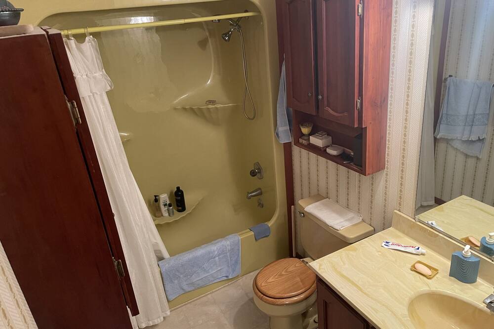 Photo of Bathroom in Pelham
