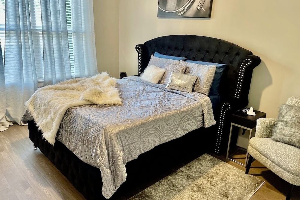 Photo of Bedroom in North Decatur