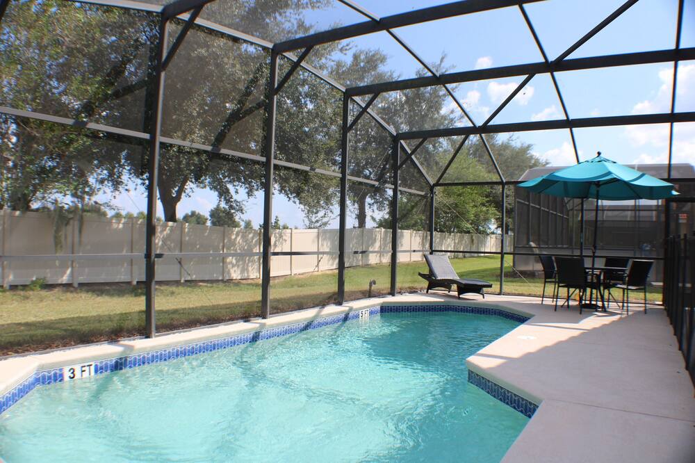 Photo of Others in Four Corners
