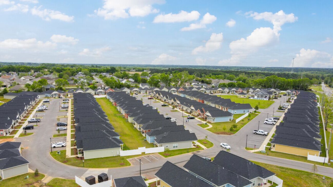 Photo of Outdoor in Midland City