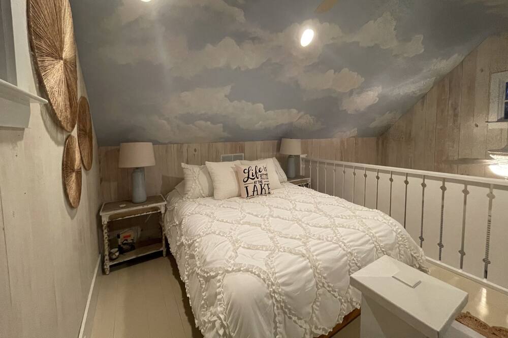 Photo of Bedroom in Greensboro
