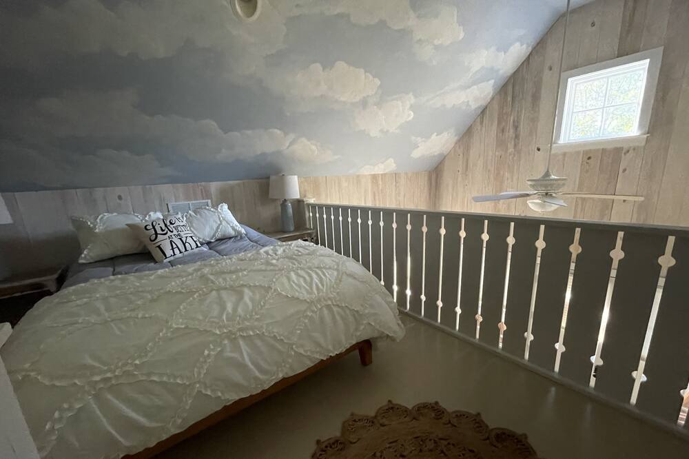 Photo of Bedroom in Greensboro