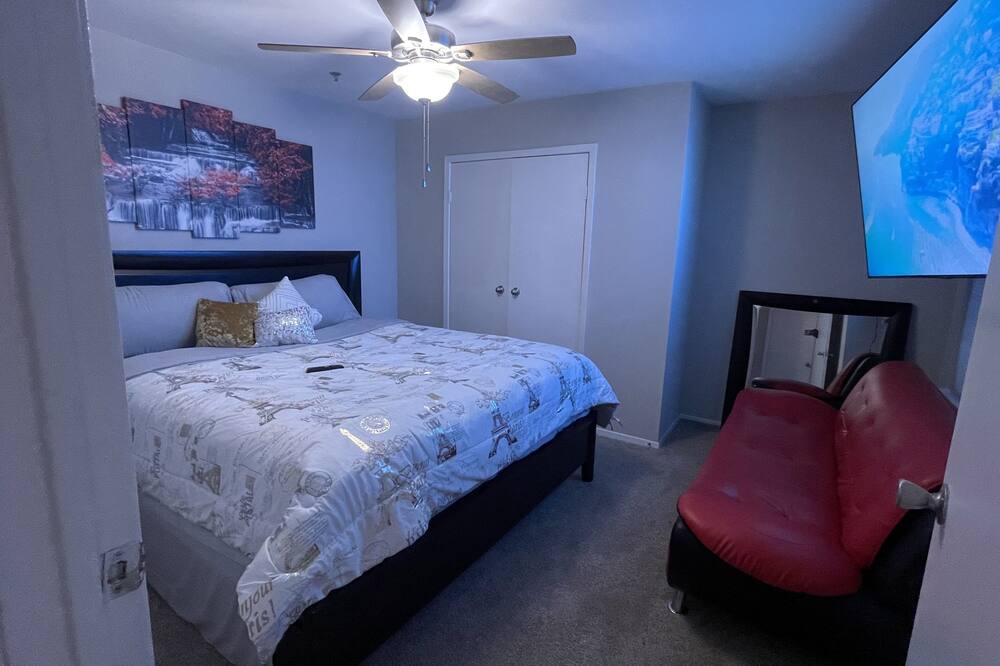 Photo of Bedroom in Buford Highway
