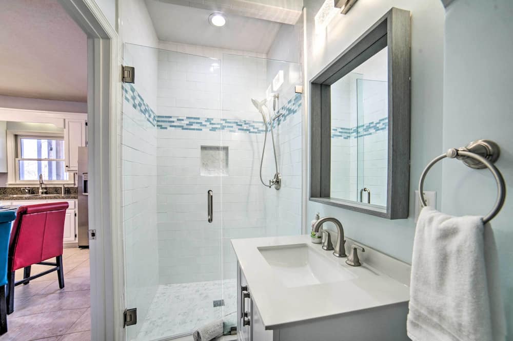Photo of Bathroom in Northport