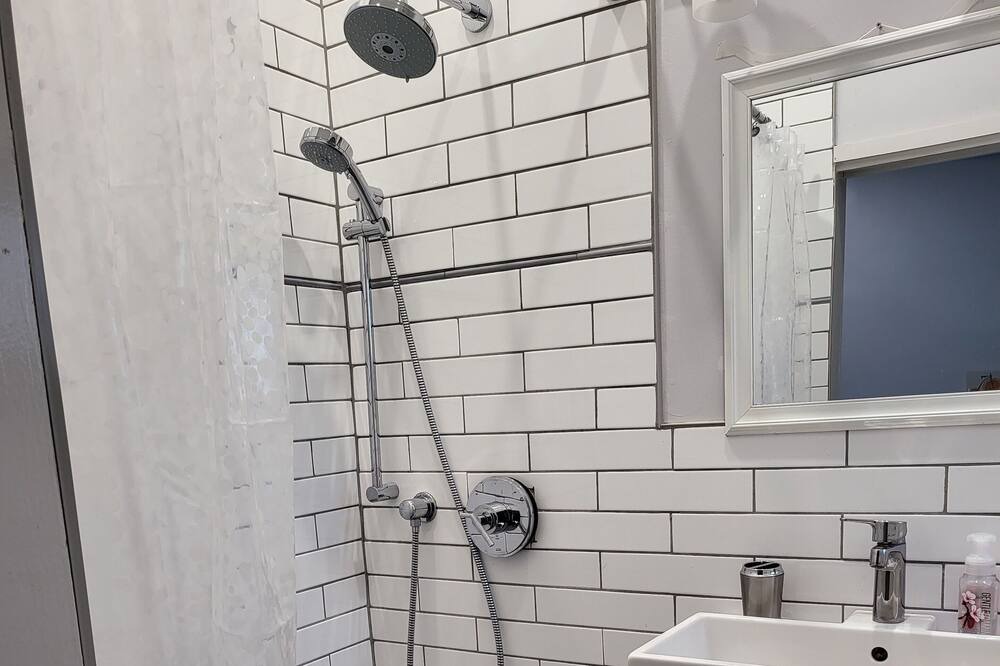 Photo of Bathroom in Church Street