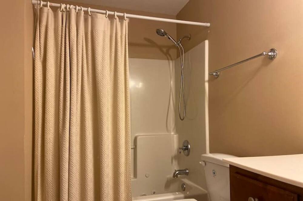 Photo of Bathroom in Alexander City