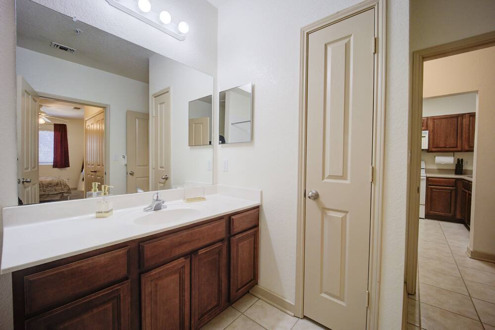 Photo of Bathroom in Wright