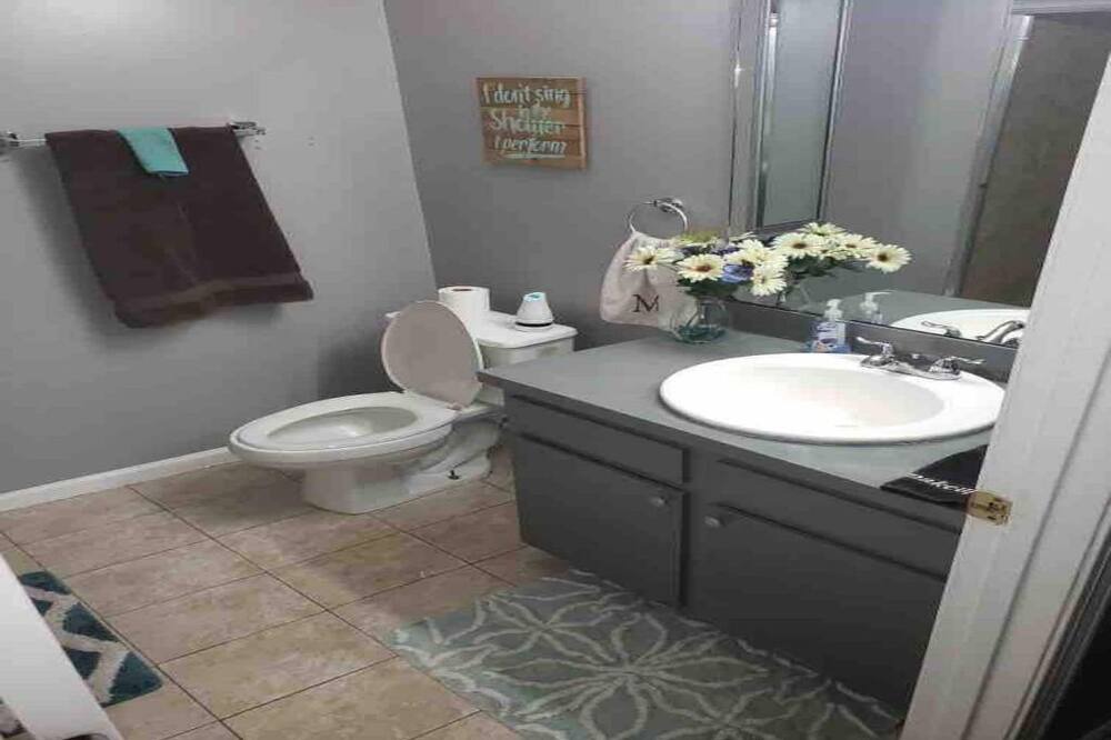 Photo of Bathroom in Northside