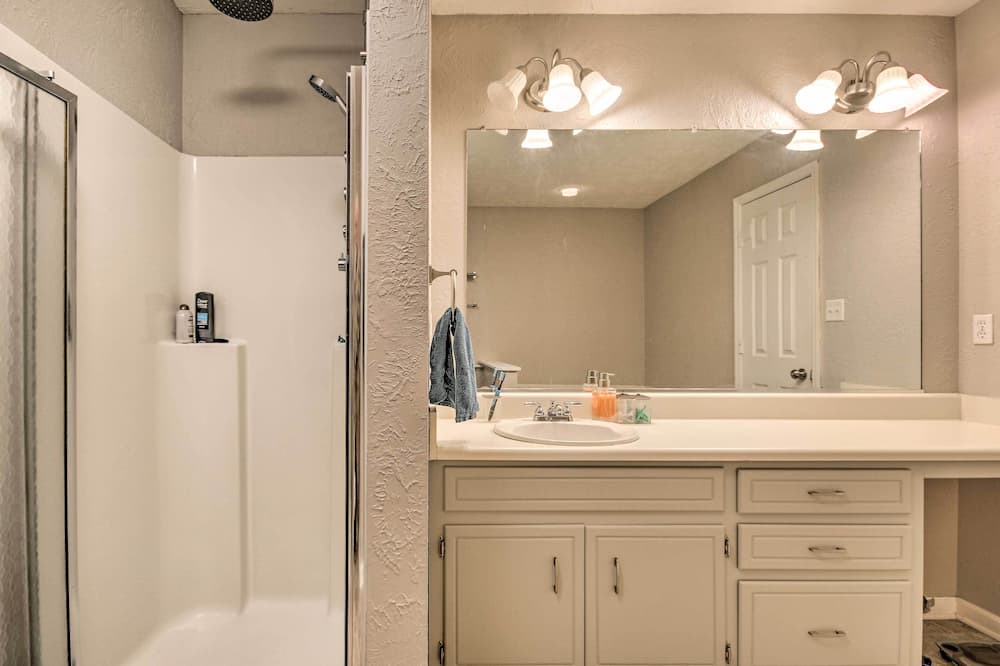 Photo of Bathroom in Grovetown