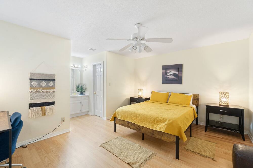 Photo of Bedroom in Daphne