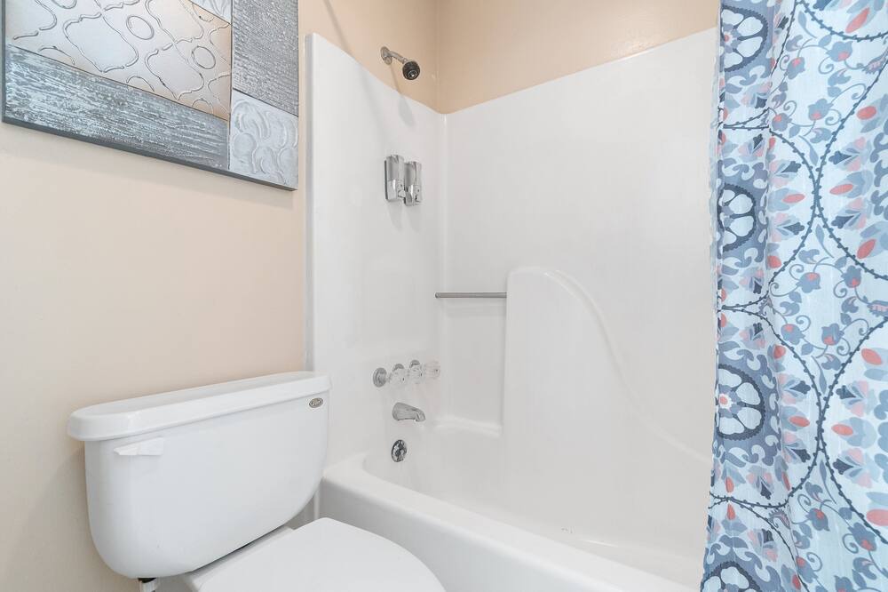 Photo of Bathroom in Daphne