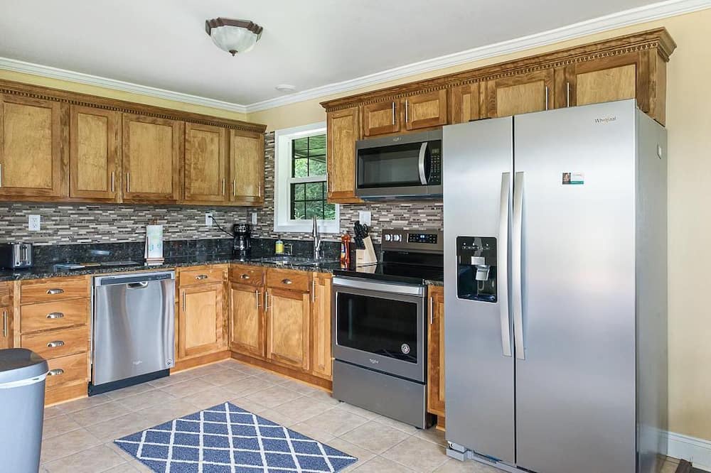 Photo of Kitchen in Saint Elmo