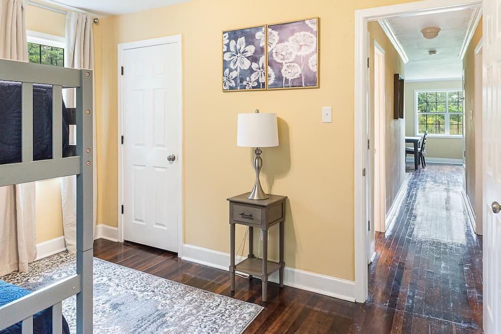 Photo of Bedroom in Saint Elmo