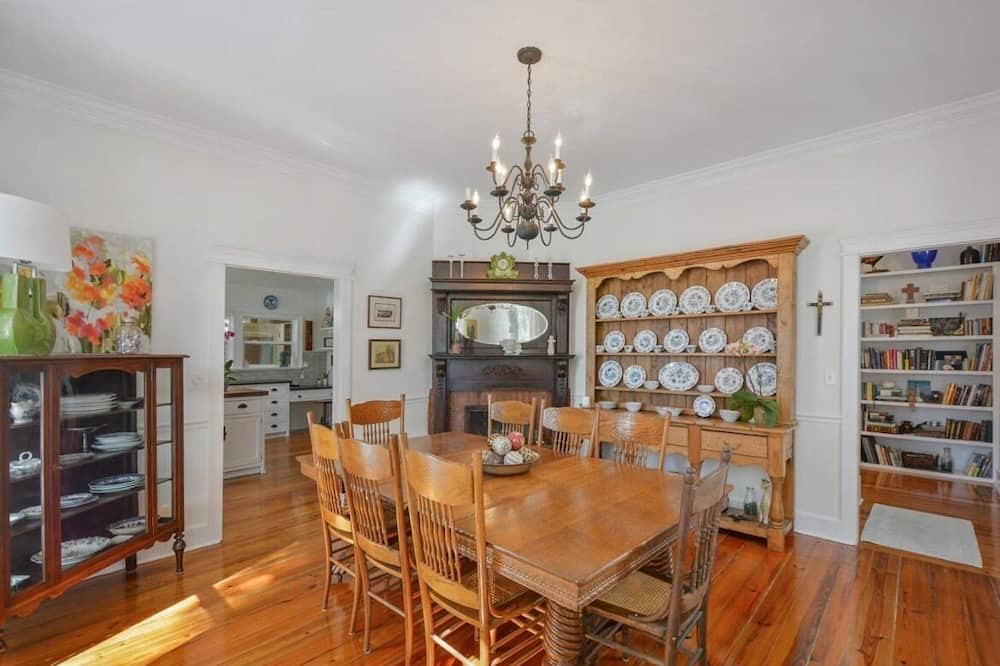 Photo of Bedroom in Brunswick