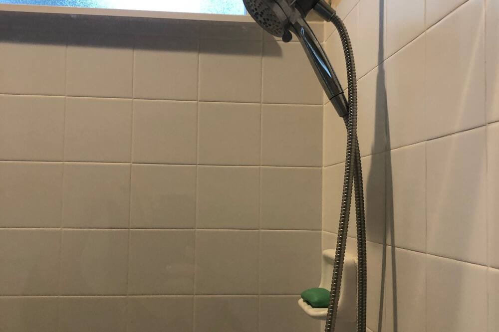 Photo of Bathroom in Latrium