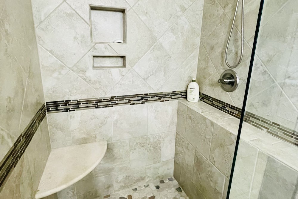 Photo of Bathroom in Canterbury Farms