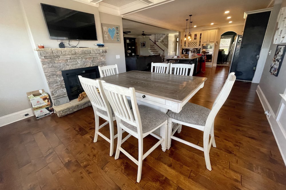Photo of Kitchen in Canterbury Farms
