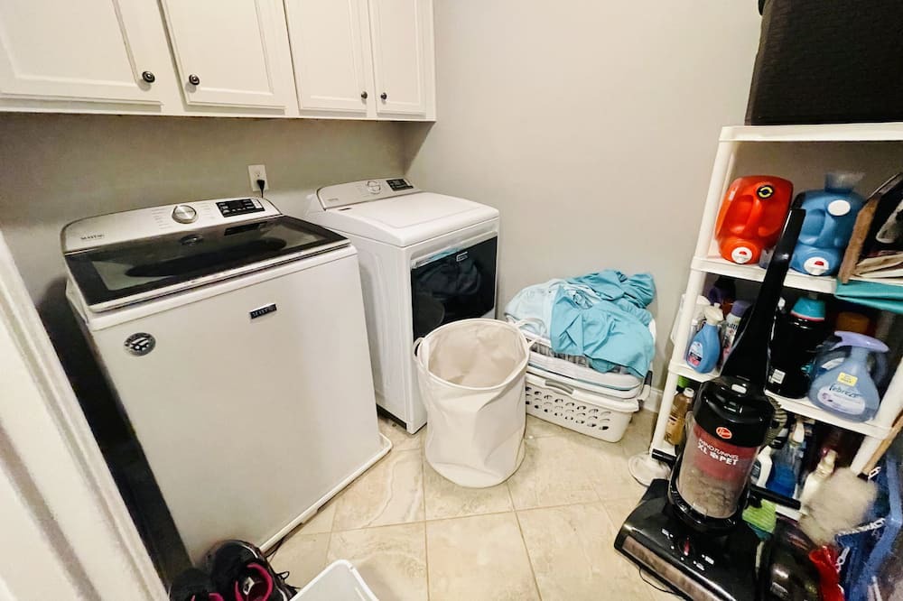 Photo of Kitchen in Canterbury Farms