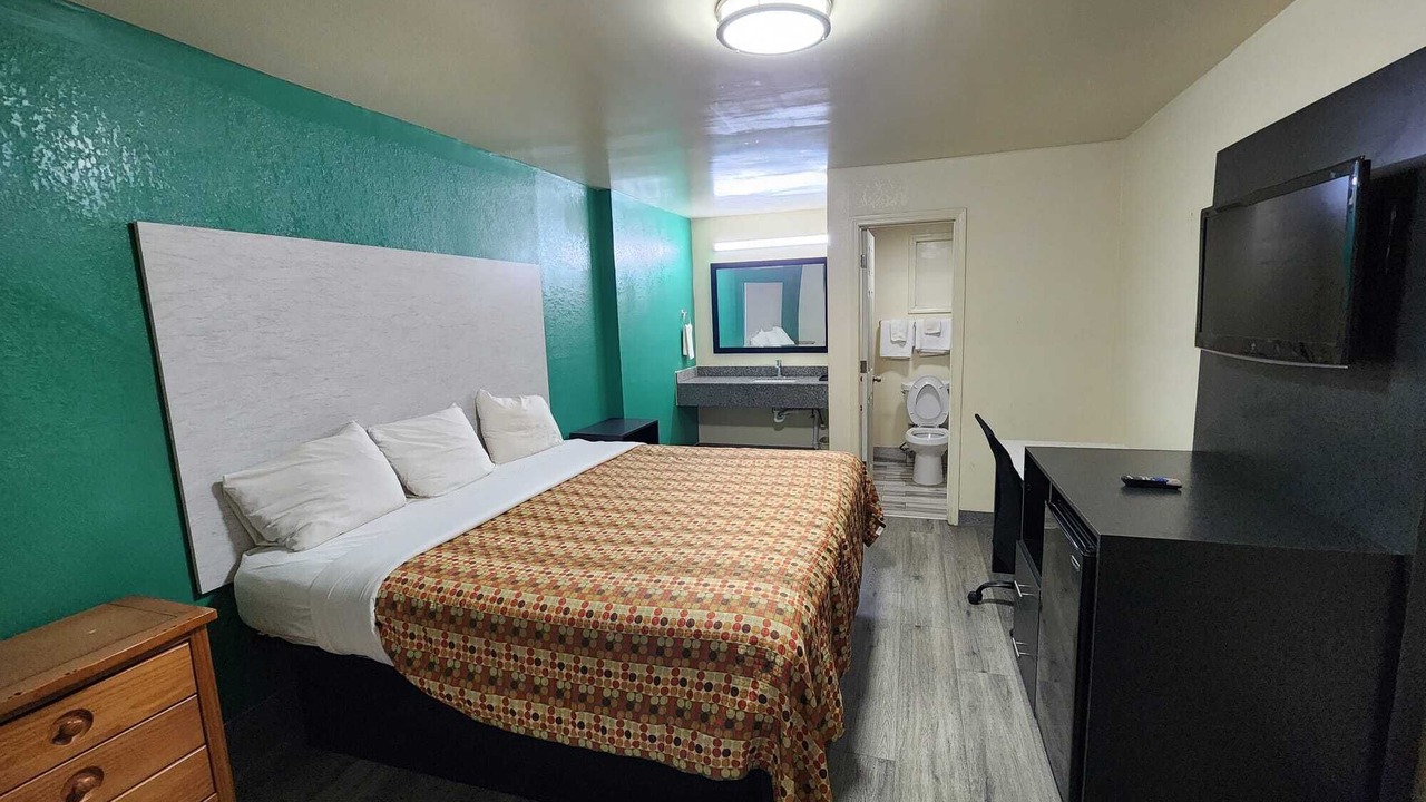 Photo of Bedroom in Greensboro