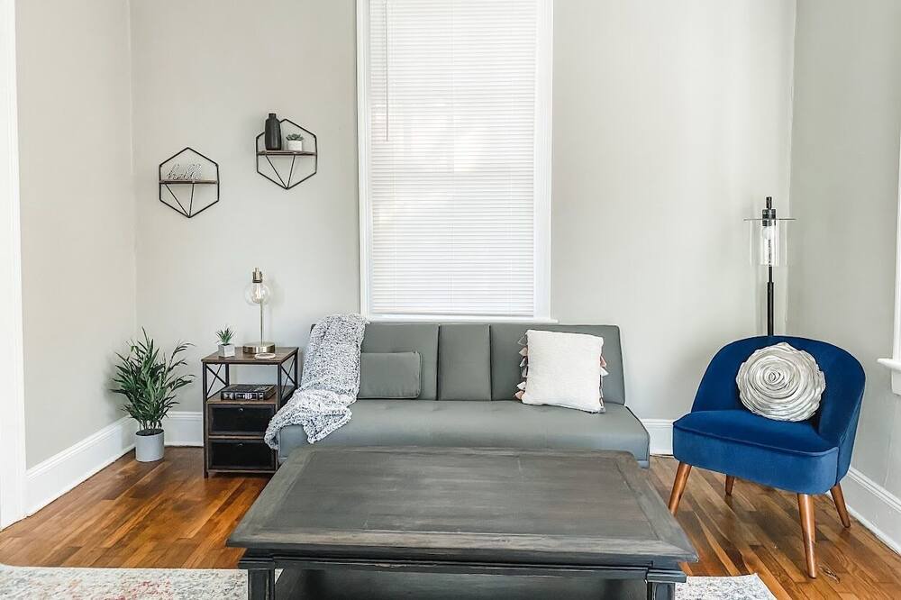 Photo of Livingroom in Montgomery