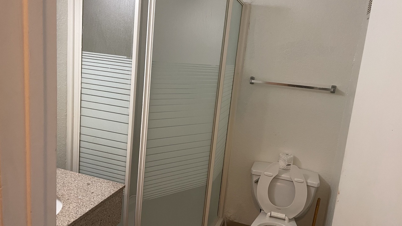Photo of Bathroom in Gunter Afs