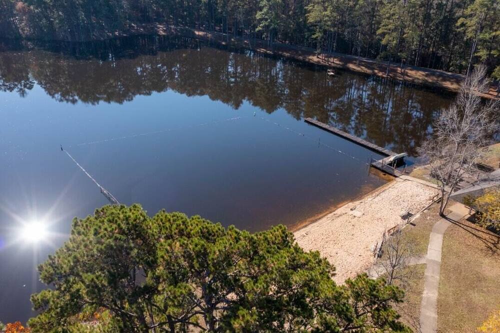 Photo of Others in Quitman