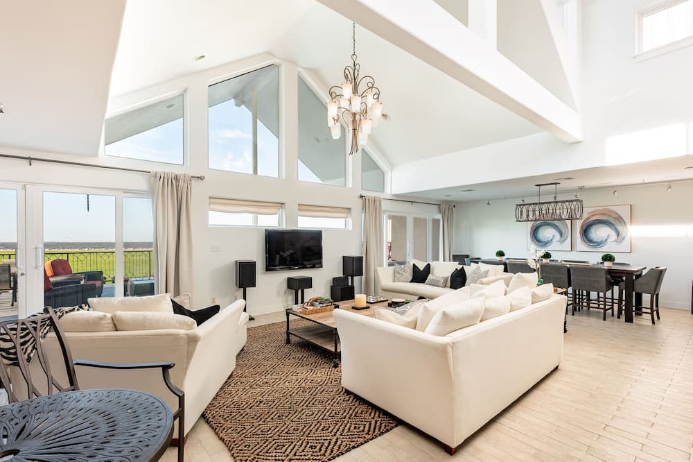 Photo of Livingroom in West End