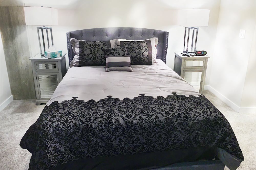 Photo of Bedroom in Atlantic Station Area