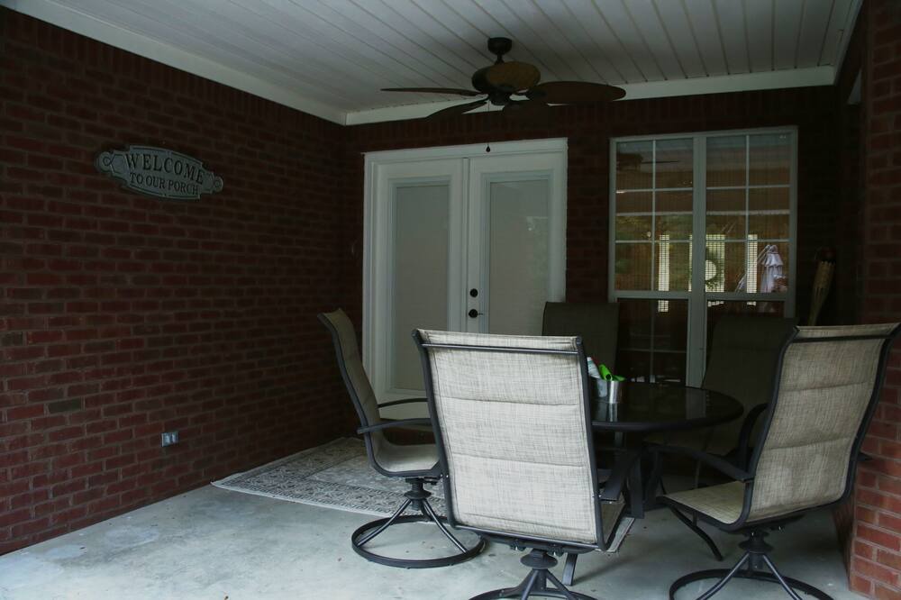 Photo of Patio Balcony in Enterprise