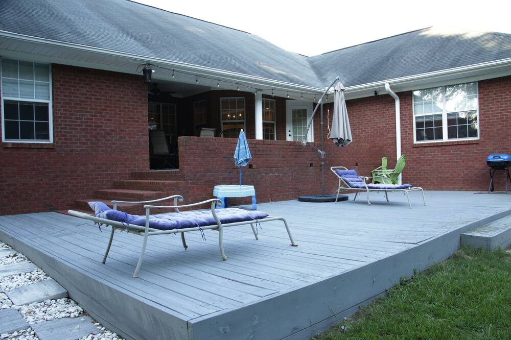 Photo of Patio Balcony in Enterprise