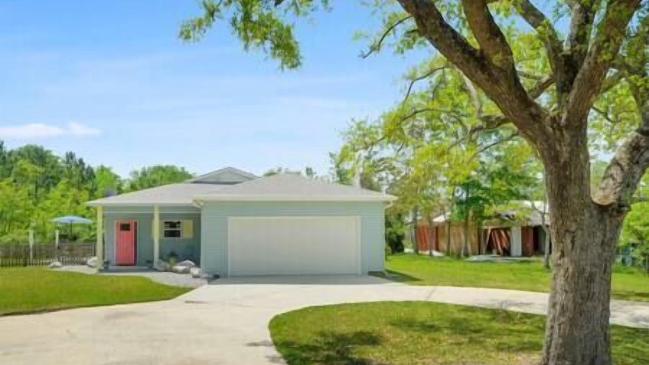 Photo of Outdoor in Waveland