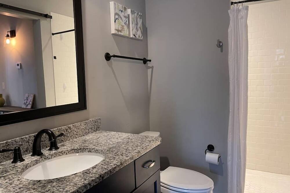 Photo of Bathroom in Tallassee