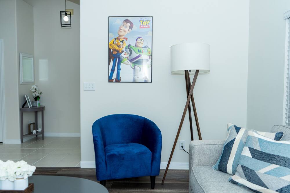 Photo of Livingroom in Tuscan Ridge