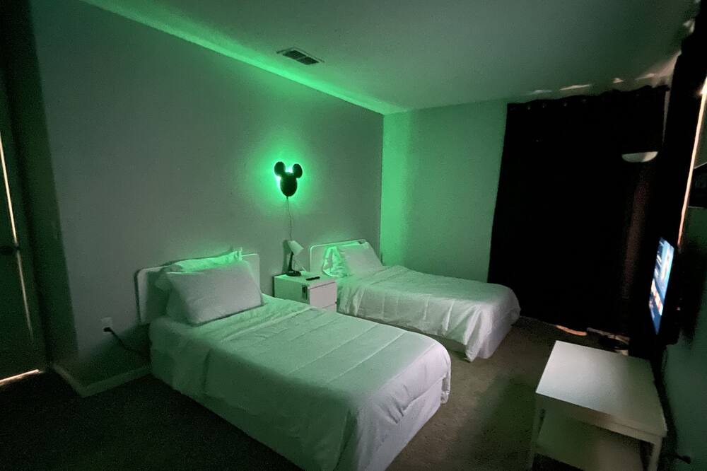 Photo of Bedroom in West Stonebridge