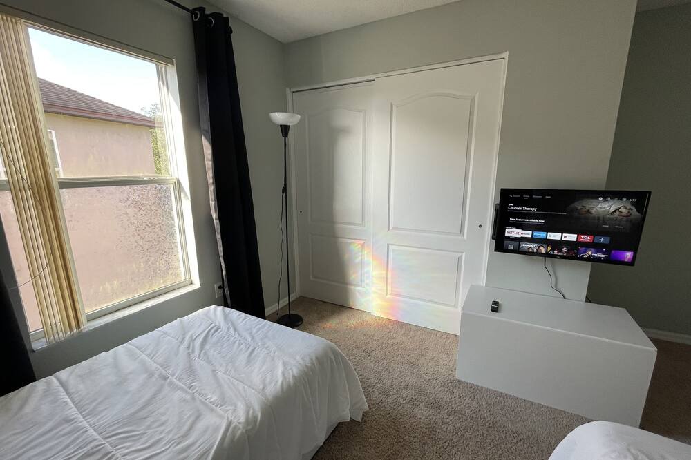 Photo of Bedroom in West Stonebridge