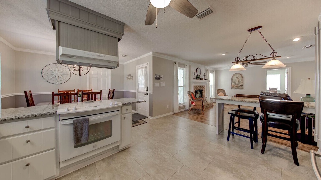 Photo of Kitchen in Foley