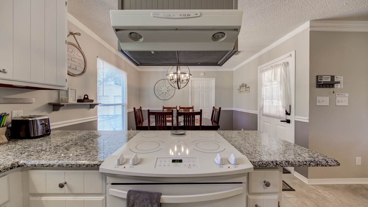 Photo of Kitchen in Foley