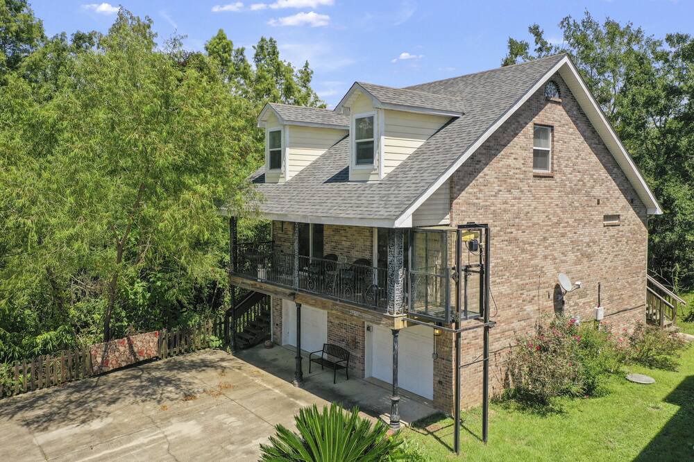 Photo of Outdoor in Gulf Hills