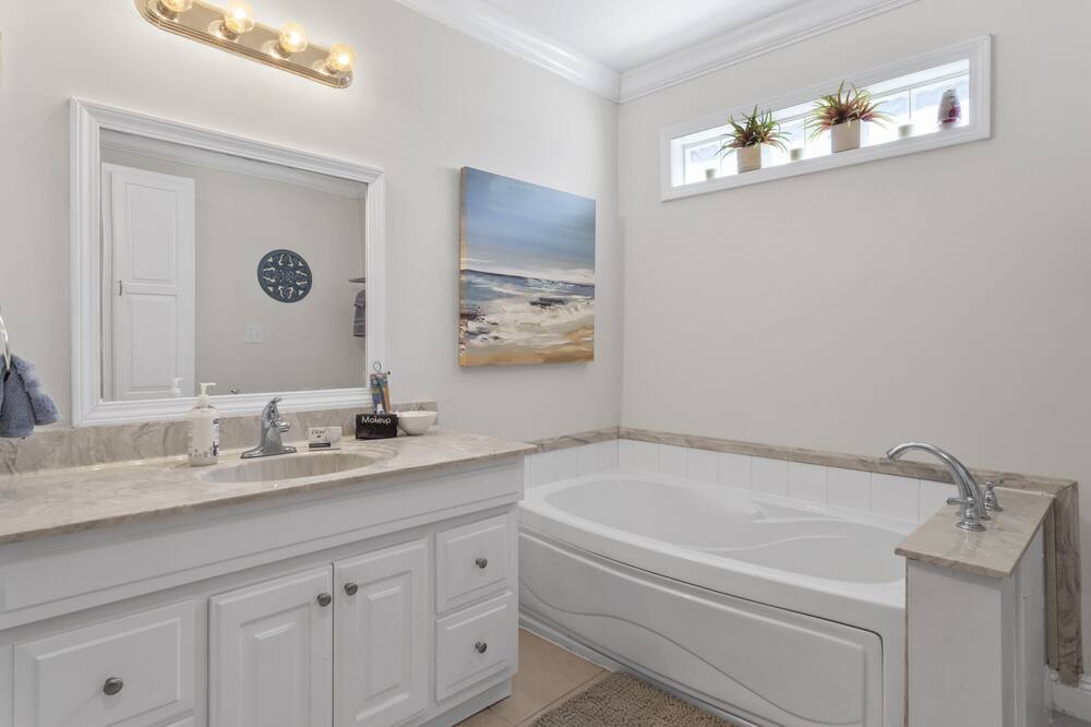 Photo of Bathroom in Gulf Hills