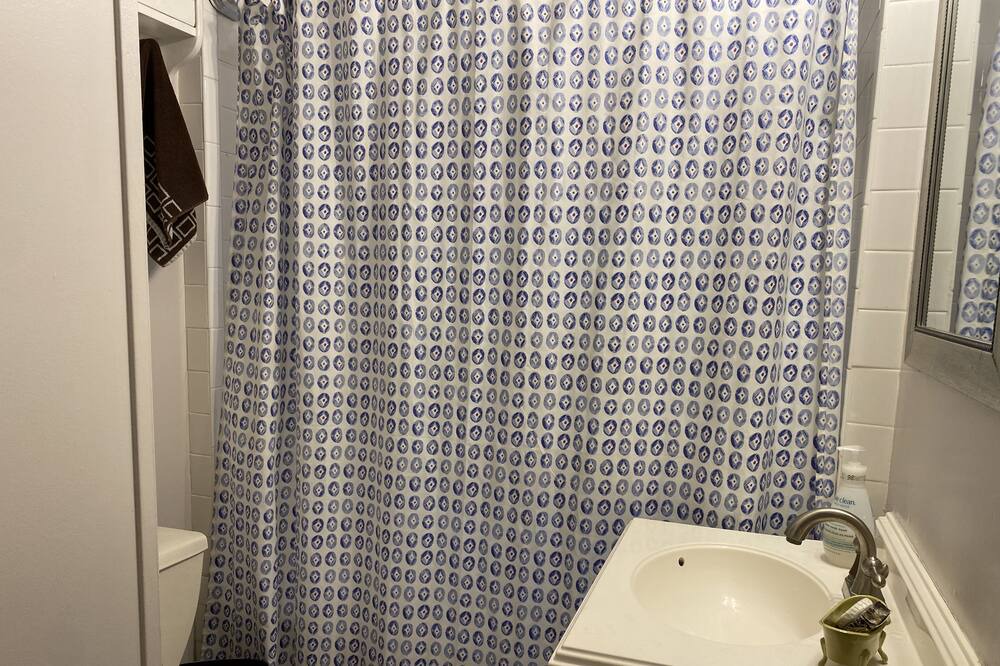 Photo of Bathroom in Palatka