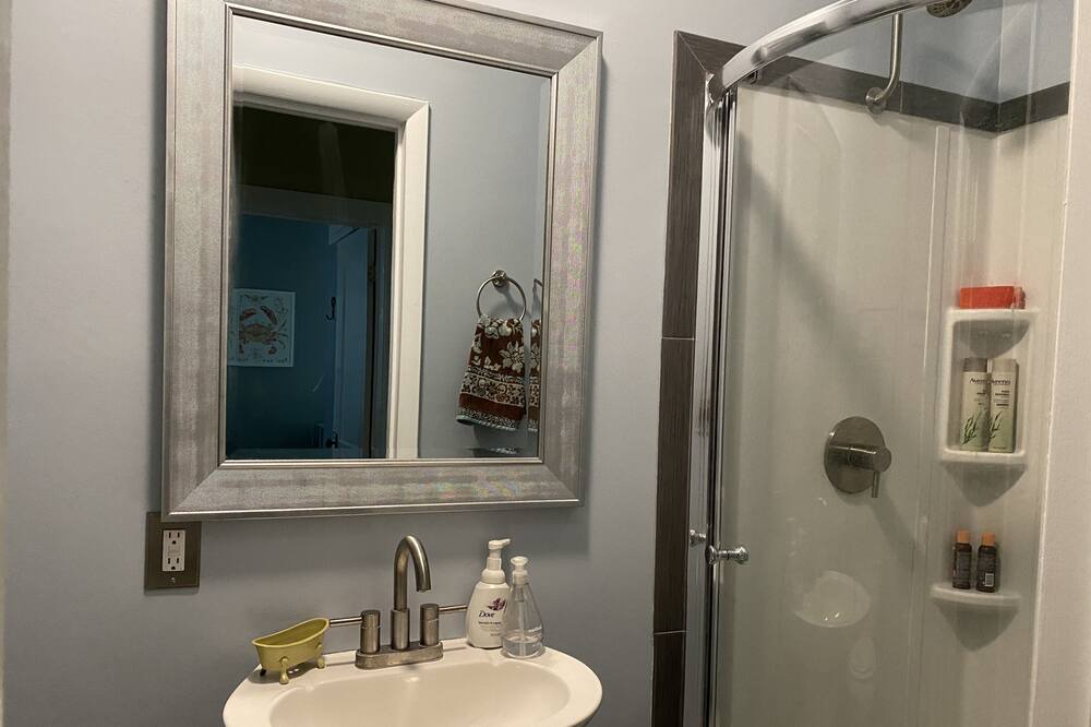 Photo of Bathroom in Palatka