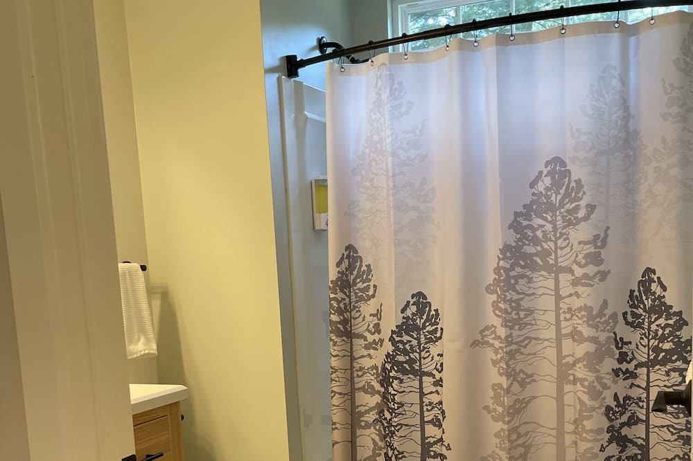 Photo of Bathroom in Baldwin