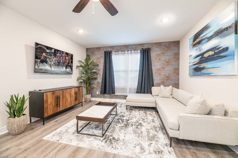 Photo of Livingroom in Celebration