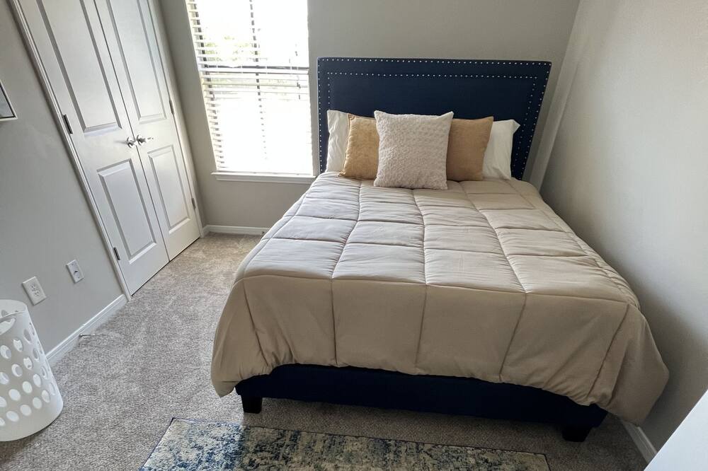 Photo of Bedroom in Prattville