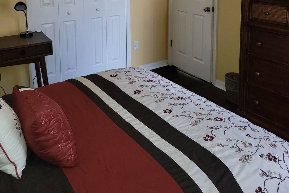 Photo of Bedroom in Lake Mary