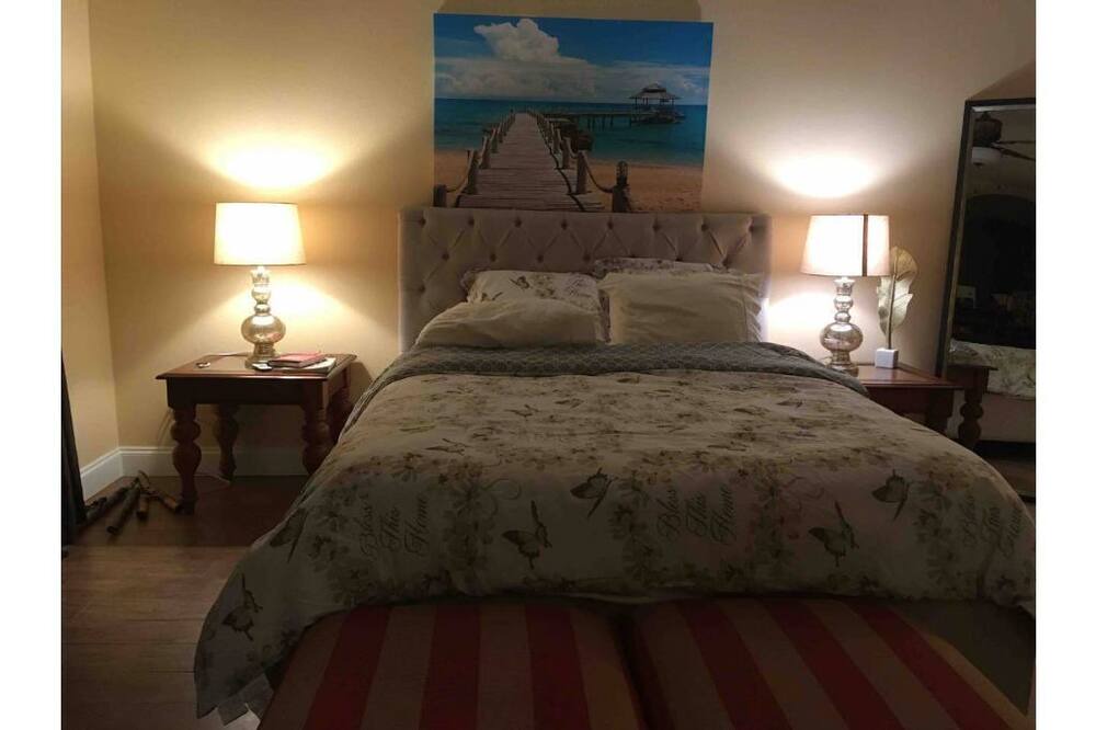 Photo of Bedroom in Casselberry